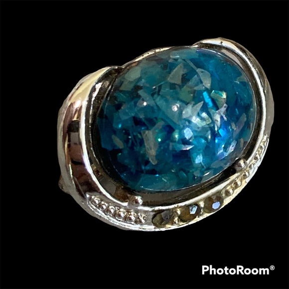 Vintage Blue Fractured Glass Cabochon Clip-On Earrings - Picture 4 of 8